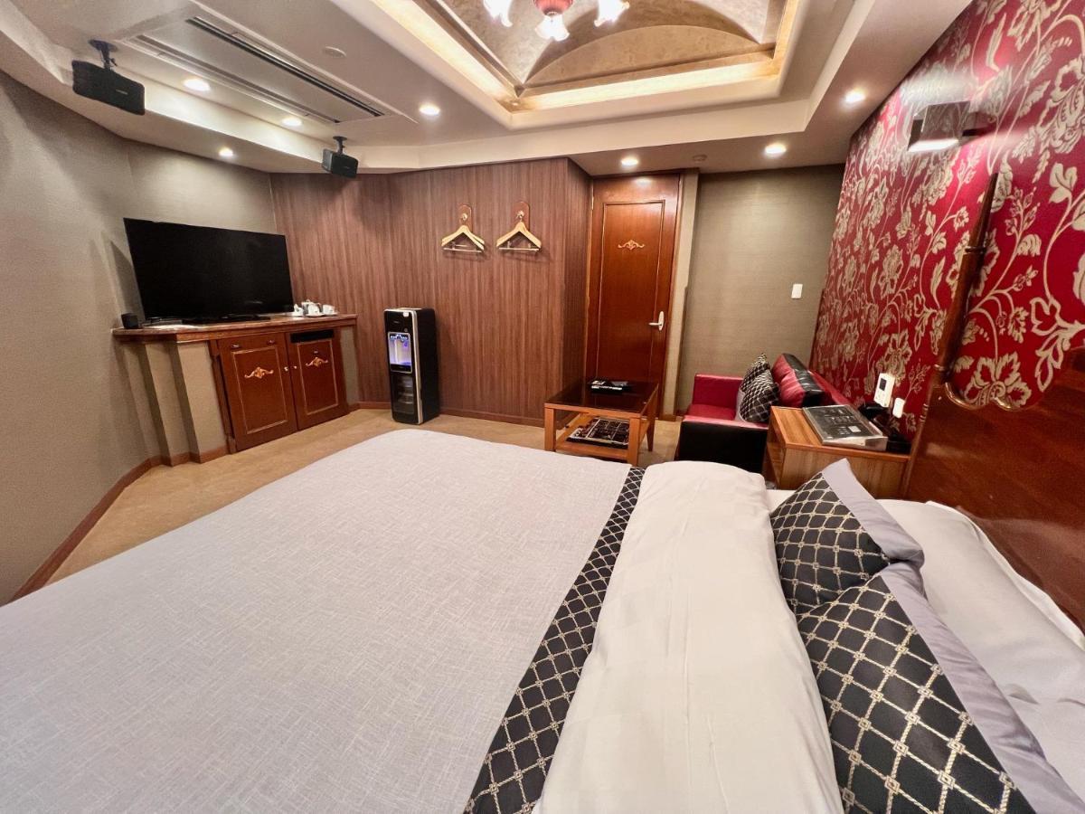 Hotel Crystal Gate Nagoya - Couple Hotel (Adults Only) מראה חיצוני תמונה